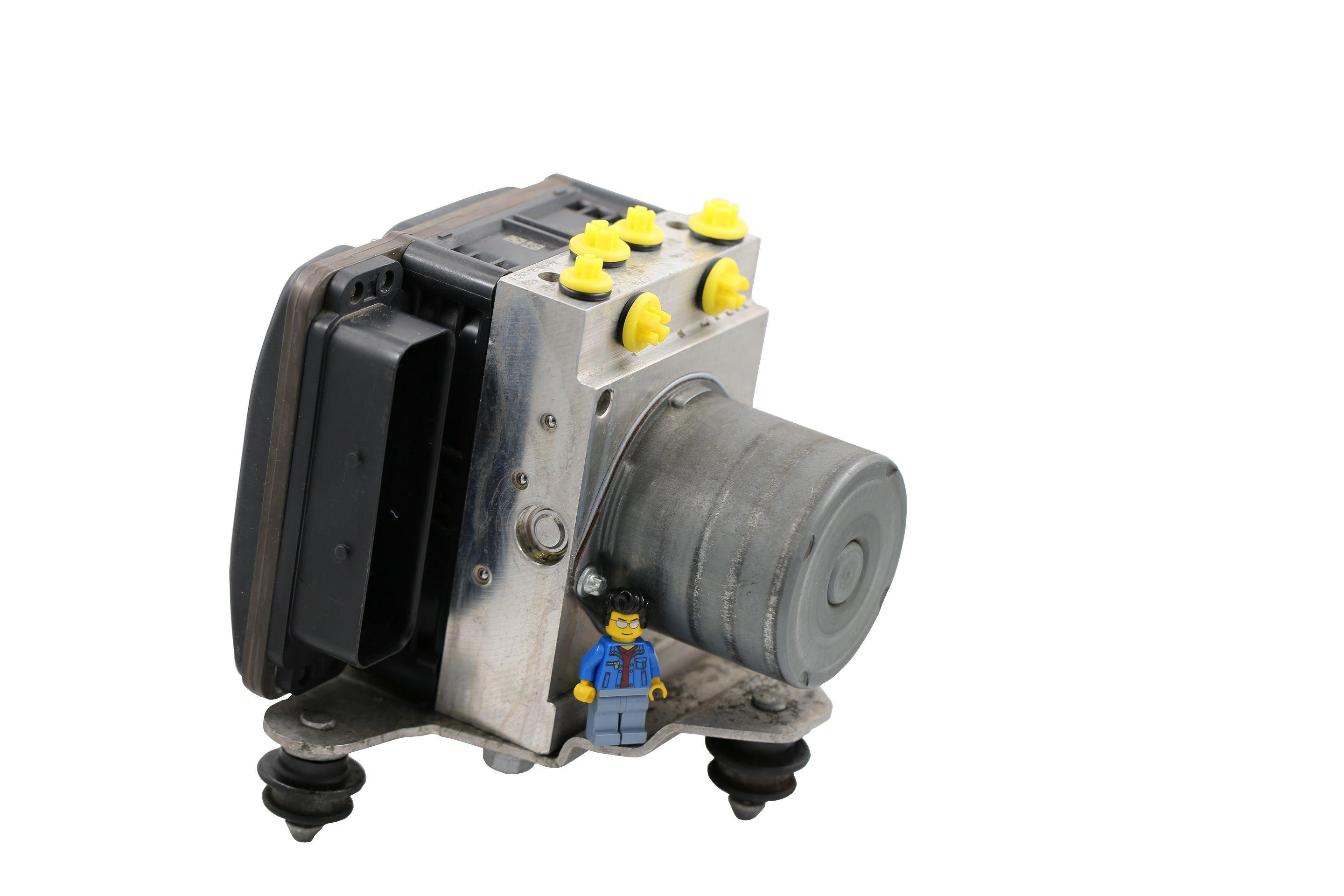Naprawa pompa ABS Mercedes E-klasa W212 A2124316112 