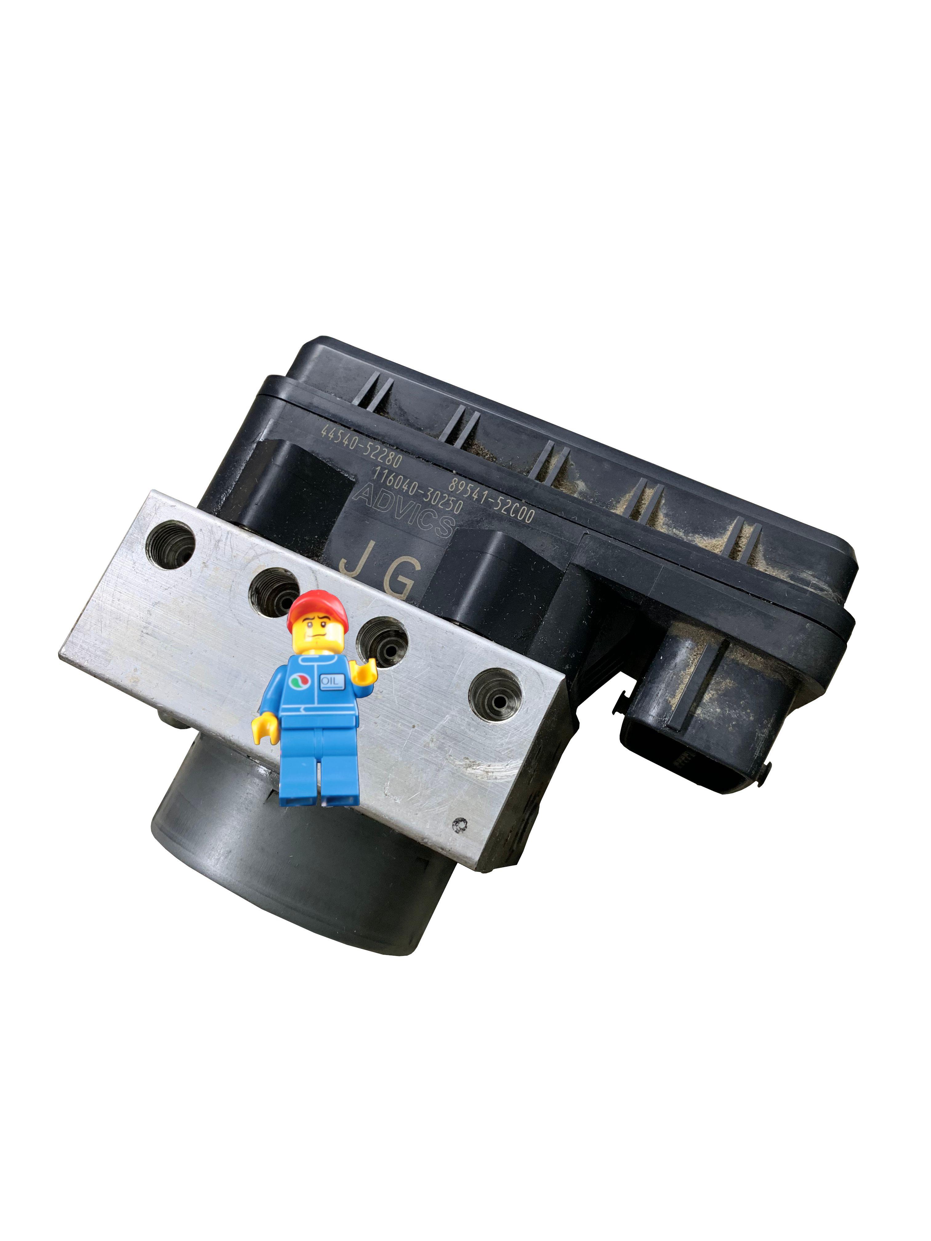 Naprawa Pompa ABS Toyota 44540-52280